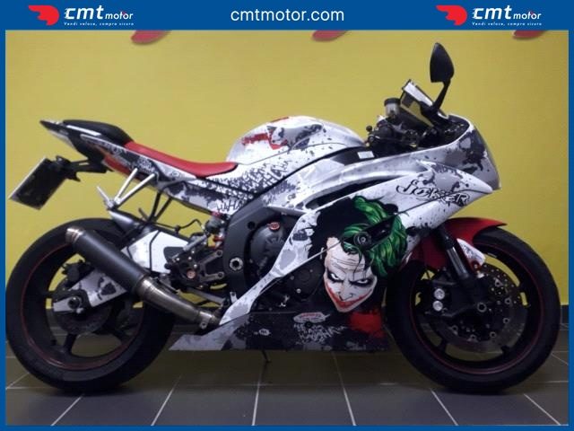 YAMAHA YZF R6 usata 0