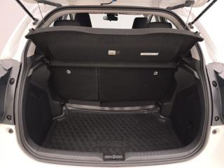 TOYOTA Yaris usata, con USB