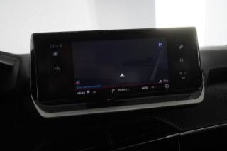 PEUGEOT 2008 usata 17