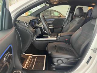 MERCEDES-BENZ GLA 200 usata, con Sedile posteriore sdoppiato