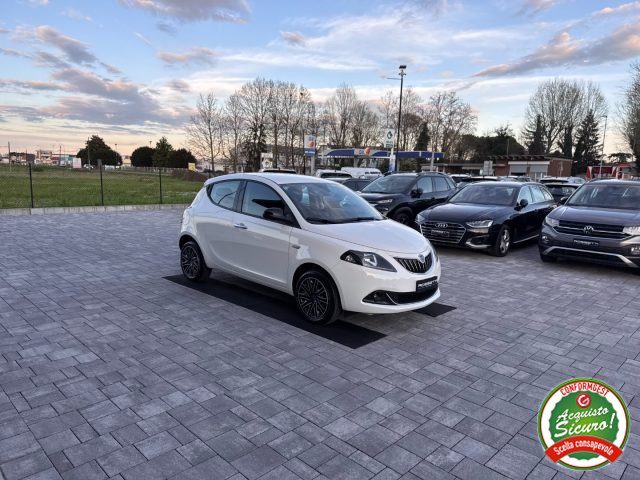 LANCIA Ypsilon usata, con Boardcomputer