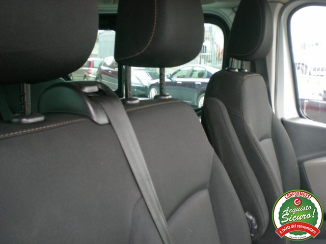 RENAULT Trafic usata, con ESP