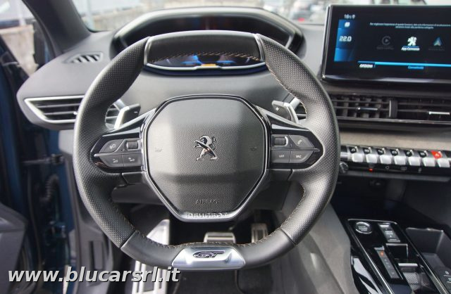 PEUGEOT 5008 usata, con Sedile posteriore sdoppiato