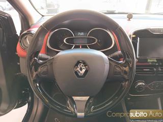 RENAULT Clio usata, con Specchietti laterali elettrici