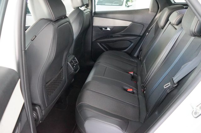 PEUGEOT 3008 usata, con Head-up display