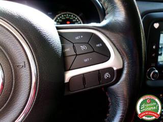 JEEP Renegade usata, con USB