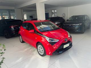 TOYOTA Aygo usata, con Autoradio
