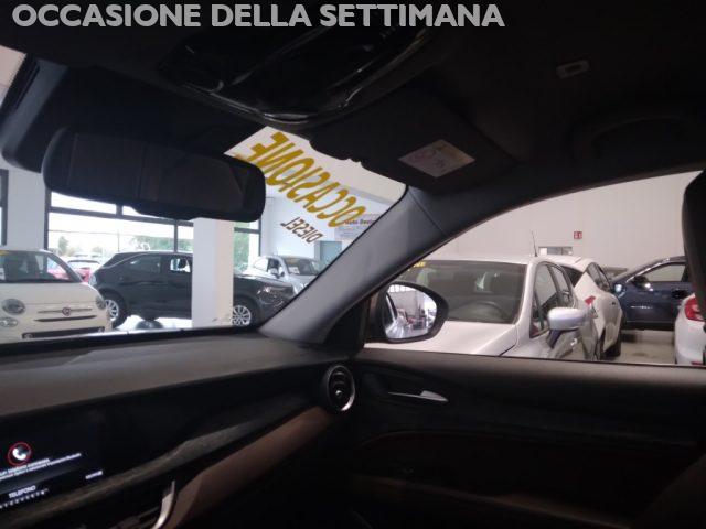 ALFA ROMEO Stelvio usata, con Sensore di luce