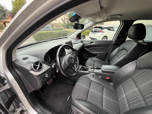 MERCEDES-BENZ B 180 usata, con Chiusura centralizzata