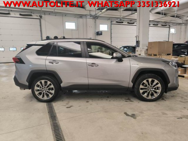 TOYOTA RAV 4 MY23 usata, con Cerchi in lega