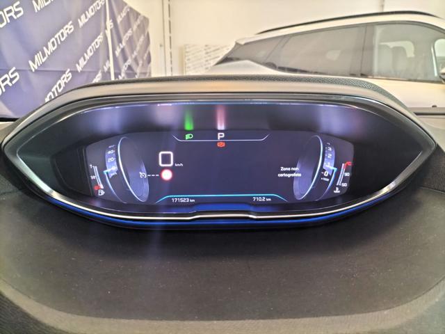 PEUGEOT 3008 usata, con Sedile posteriore sdoppiato