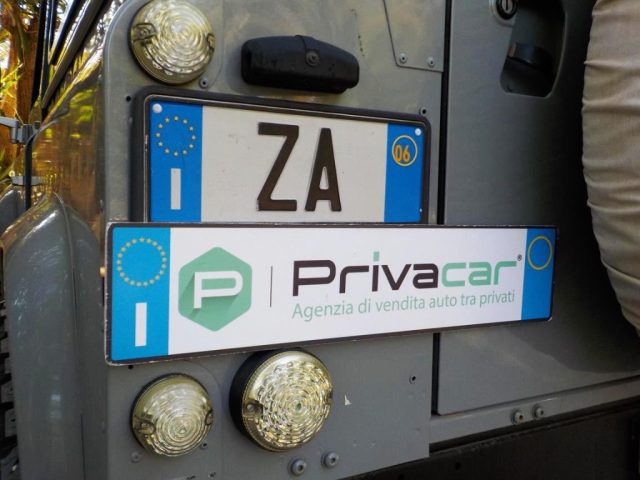 LAND ROVER Defender usata 10