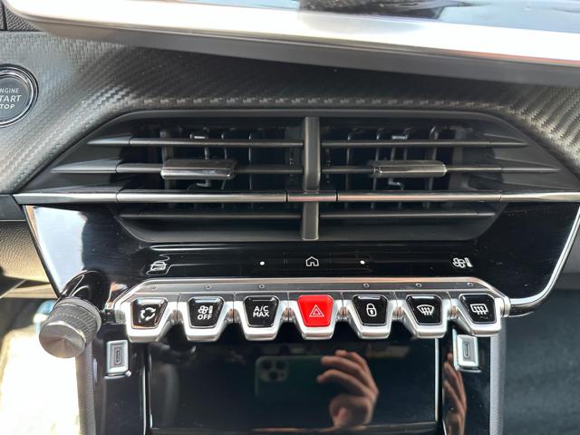 PEUGEOT 2008 usata, con USB