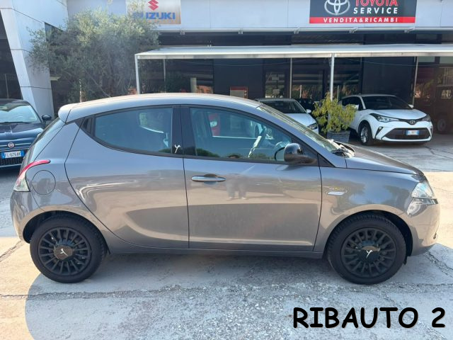 LANCIA Ypsilon usata, con Monitoraggio pressione pneumatici