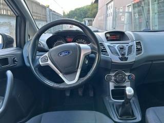 FORD Fiesta usata, con Autoradio