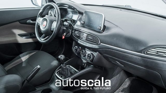 FIAT Tipo usata, con USB
