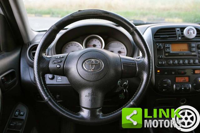 TOYOTA RAV 4 usata, con Controllo trazione