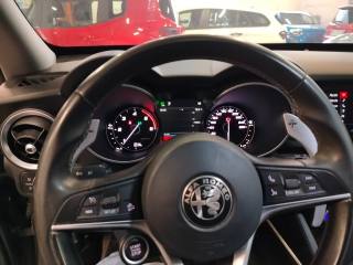ALFA ROMEO Stelvio usata, con Specchietti laterali elettrici