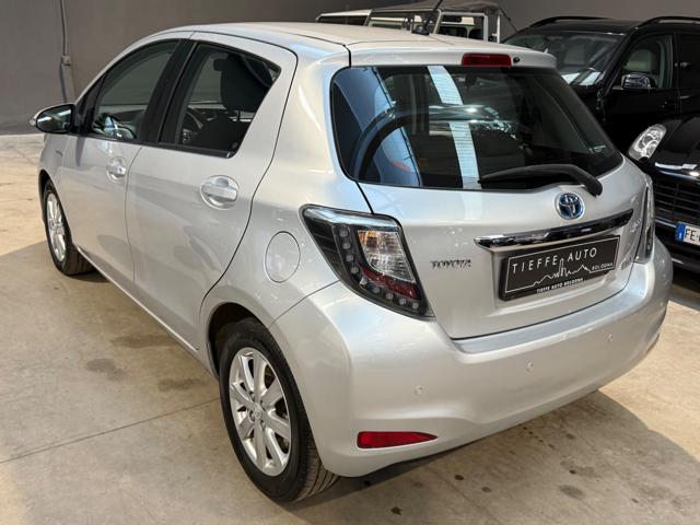 TOYOTA Yaris usata, con Autoradio