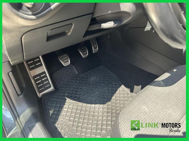 VOLKSWAGEN Golf Variant usata, con Sedile posteriore sdoppiato