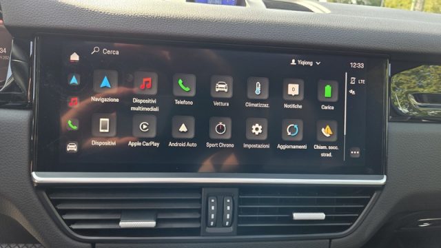 PORSCHE Cayenne usata, con Autoradio digitale