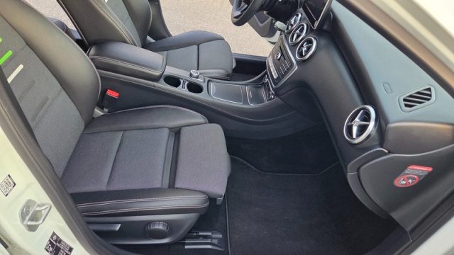 MERCEDES-BENZ A 160 usata, con Controllo trazione