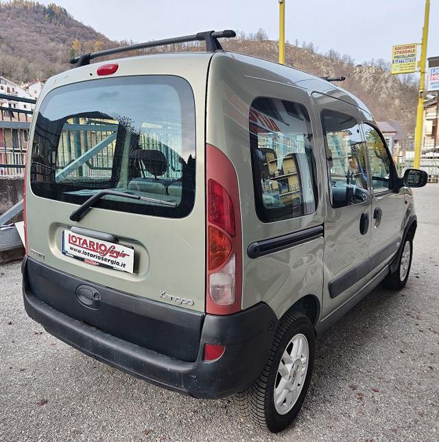 RENAULT Kangoo usata, con Autoradio