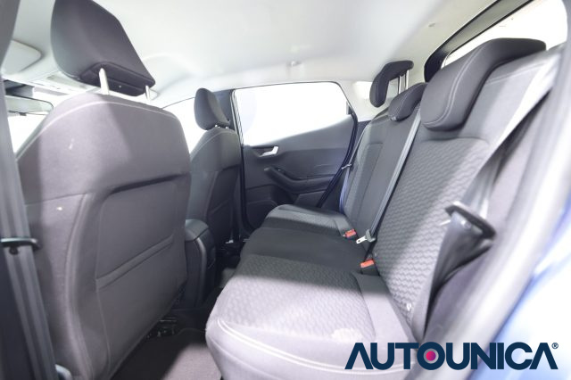 FORD Fiesta usata, con Sensori di parcheggio posteriori