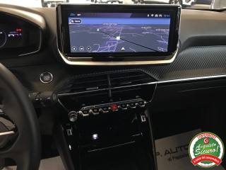 PEUGEOT 2008 usata, con Sistema di navigazione