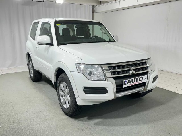 MITSUBISHI Pajero usata, con Chiusura centralizzata