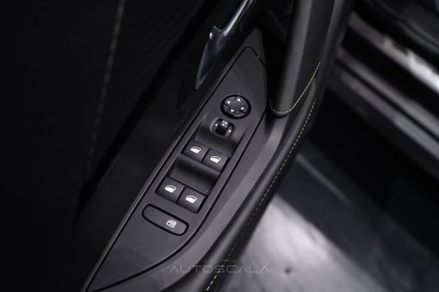 PEUGEOT 208 usata, con Controllo automatico clima