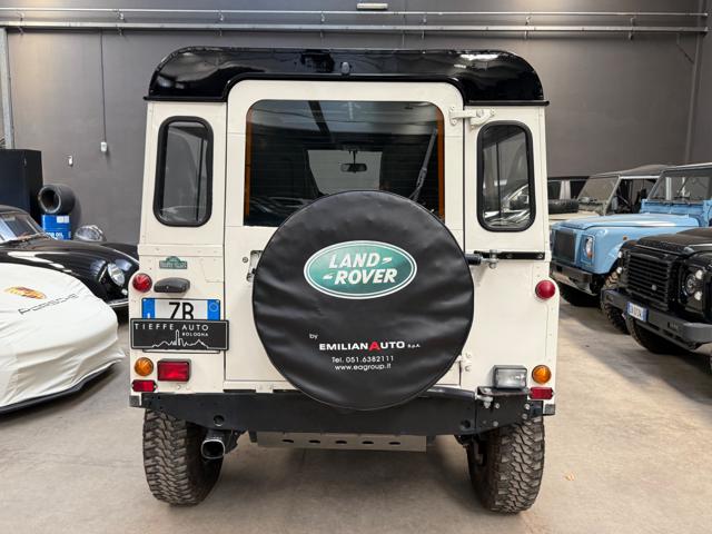 LAND ROVER Defender usata, con Bracciolo