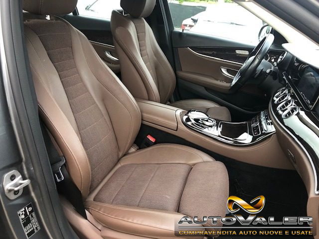 MERCEDES-BENZ E 200 usata, con Regolazione elettrica sedili