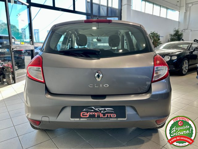 RENAULT Clio usata, con Alzacristalli elettrici