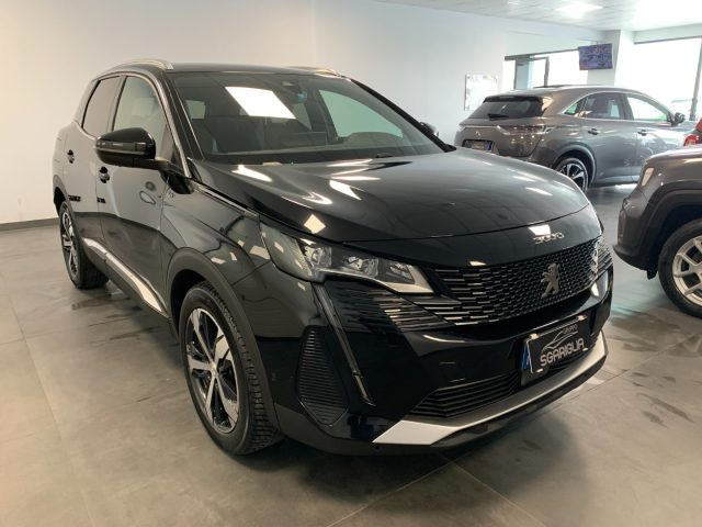 PEUGEOT 3008 usata, con Fari direzionali