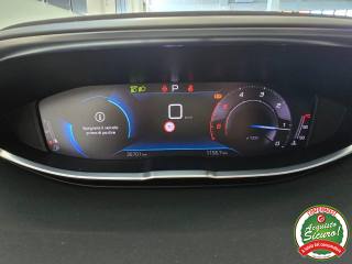 PEUGEOT 3008 usata, con Sistema di navigazione