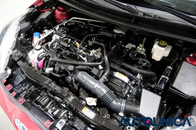 TOYOTA Yaris usata 63