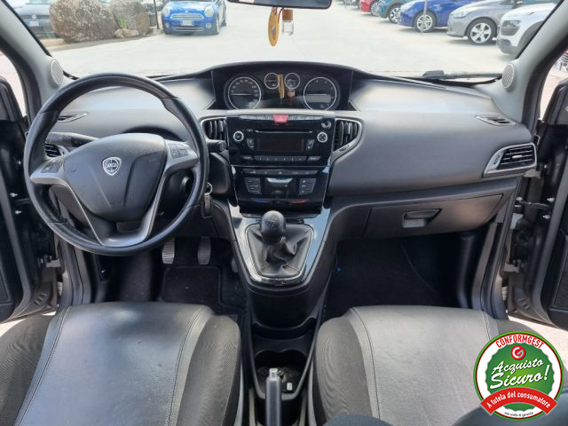LANCIA Ypsilon usata, con Fendinebbia
