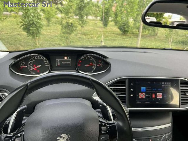 PEUGEOT 308 usata, con Fendinebbia