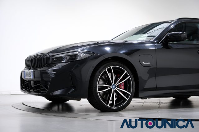 BMW 320 usata, con Apple CarPlay