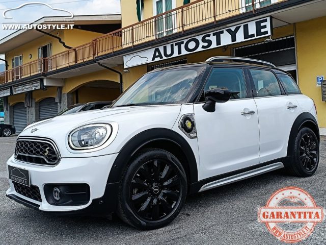 MINI Countryman usata, con Fari LED