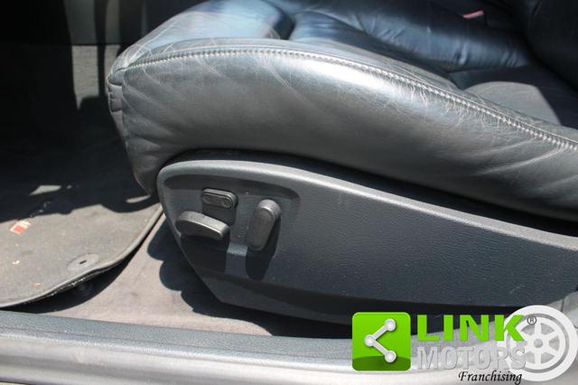 AUDI RS4 usata, con Sedile posteriore sdoppiato