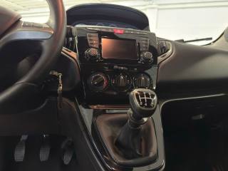 LANCIA Ypsilon usata, con Controllo trazione