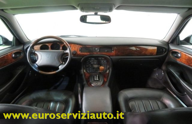 JAGUAR XJ usata, con Climatizzatore