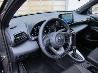 TOYOTA Yaris Cross usata, con Luci diurne LED