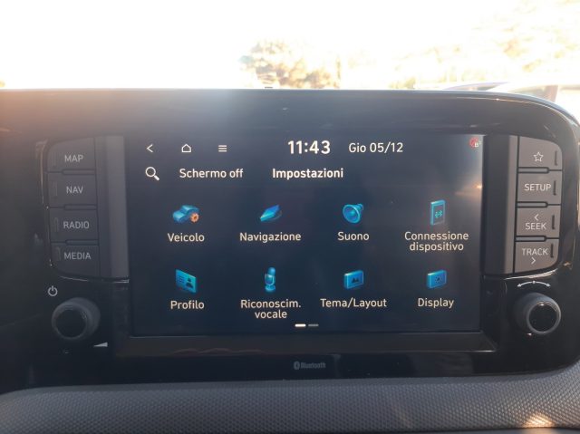HYUNDAI i10 usata, con Specchietti laterali elettrici