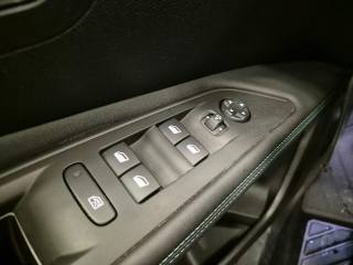 PEUGEOT 3008 usata, con Head-up display