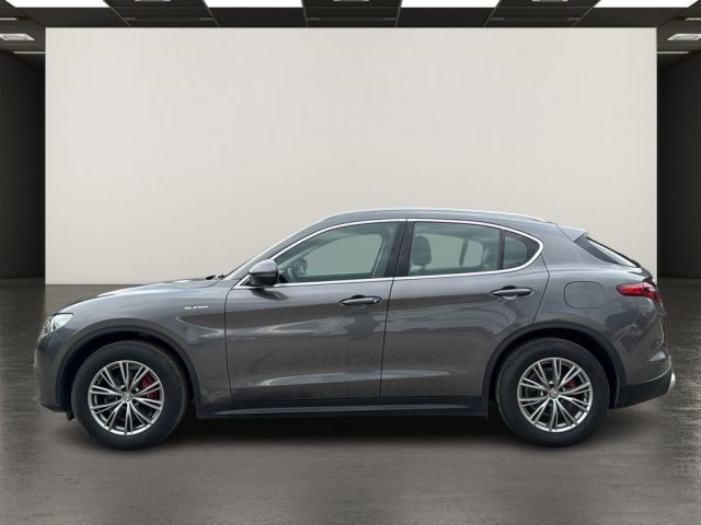 ALFA ROMEO Stelvio usata, con Cerchi in lega