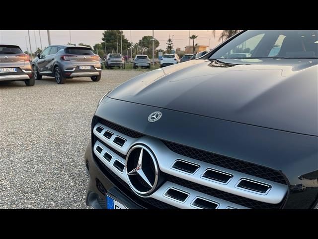 MERCEDES-BENZ GLA 200 usata 10
