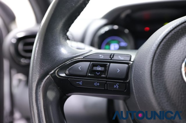 TOYOTA Yaris usata, con Controllo vocale